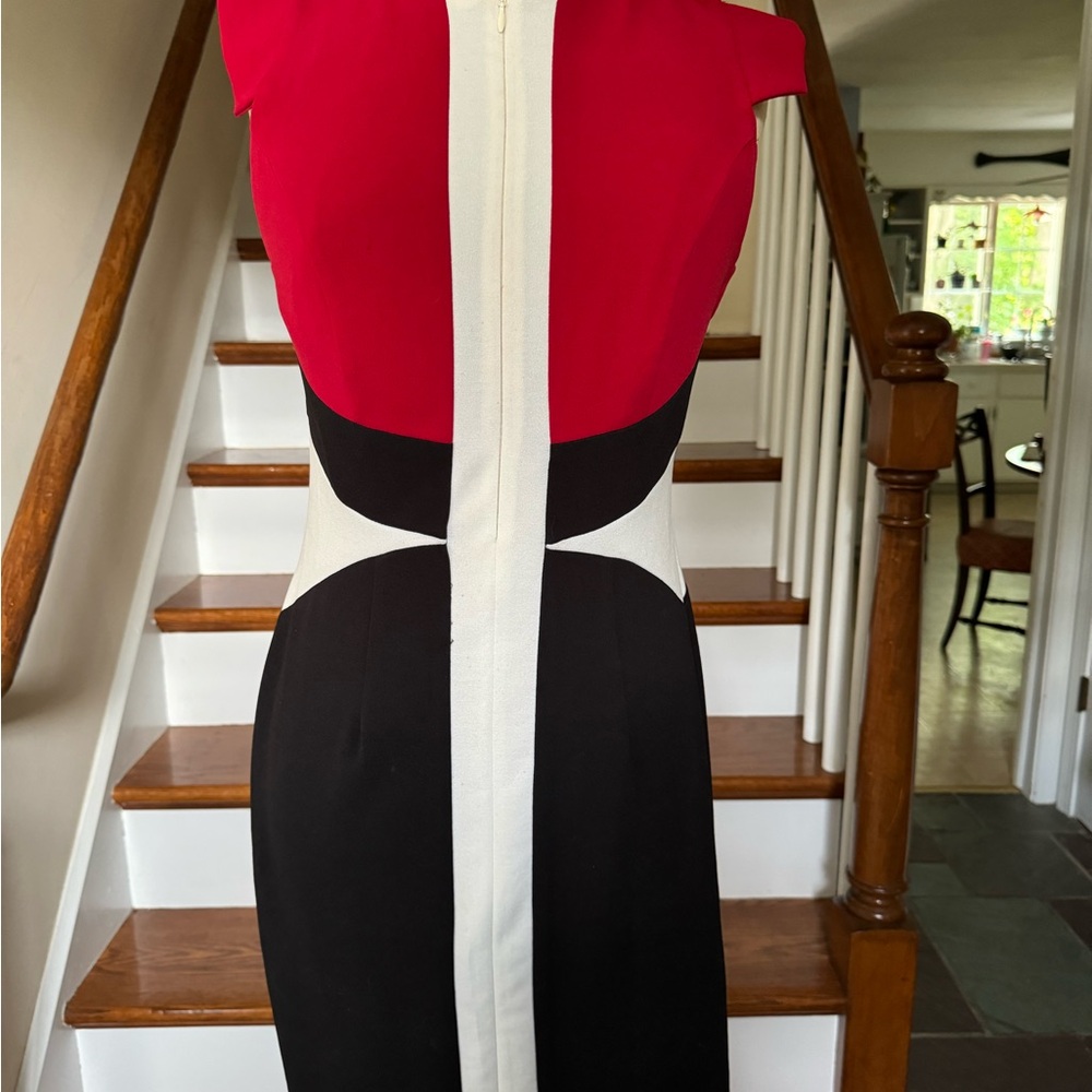 Red and Black Sleeveless Sheath Cocktail Dress